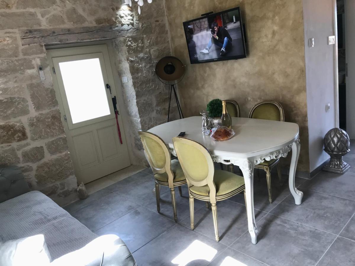 Stone House Chiara Seaview Apartman Funtana Kültér fotó